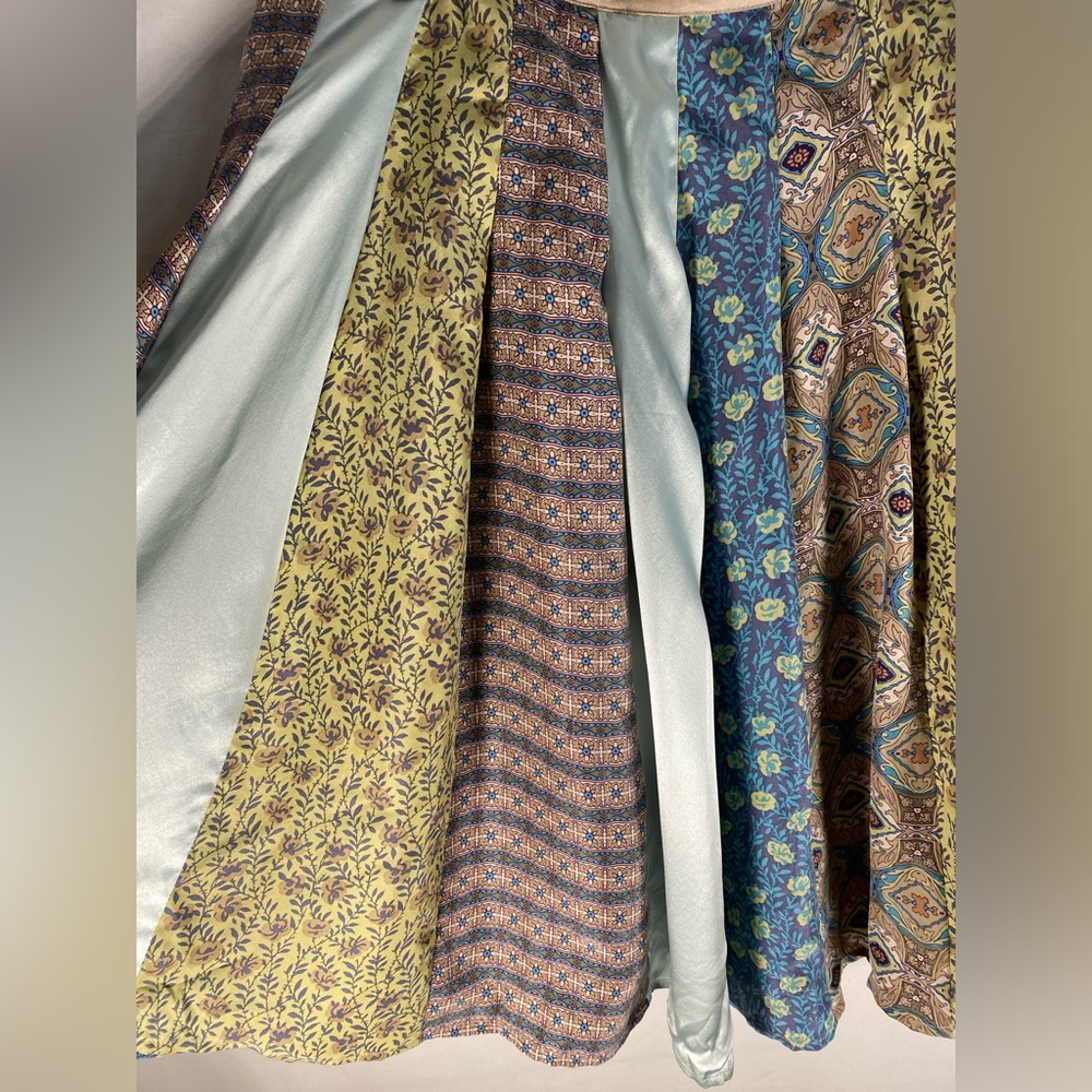 J.Jill Handkerchief Skirt Women's 10 Petite 100% Silk Boho Multicolor Print. - Picture 3 of 6
